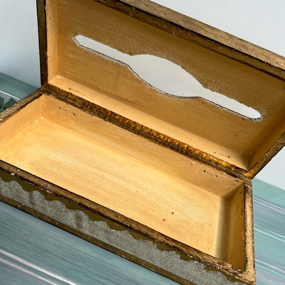 Vintage Italian Florentine Gold Gilt Tissue Box - Picture 4 of 11
